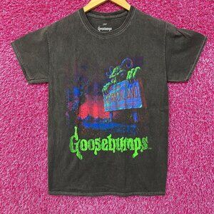 Goosebumps Welcome to Horrorland Graphic Design T-shirt Small